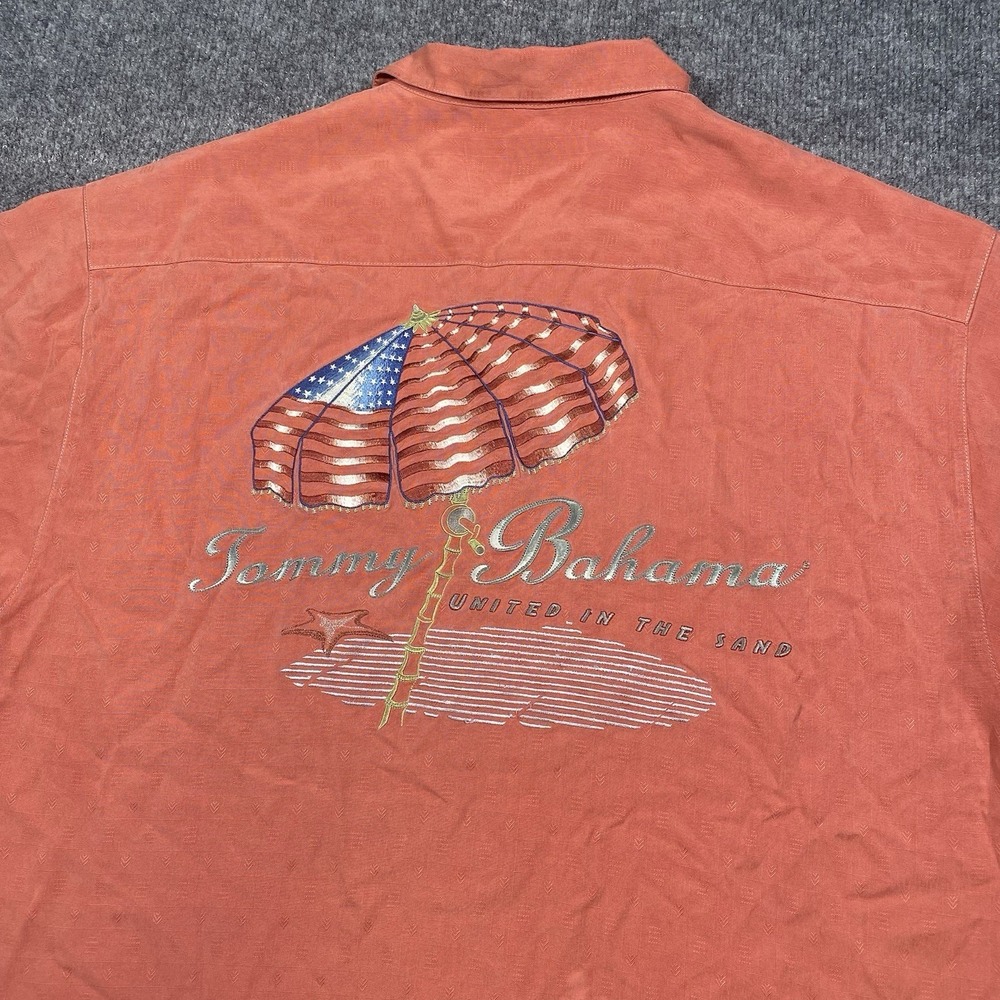 Vintage Tommy Bahama United in the Sand 100% Silk Loop Collar Shirt Mens Large